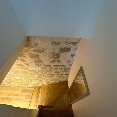 パリModern And Warm Fully Renovated Split Level Apart Steps Away From The Grands Boulevardアパートメント エクステリア 写真